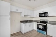 Photo - 30 N Ash St Townhome