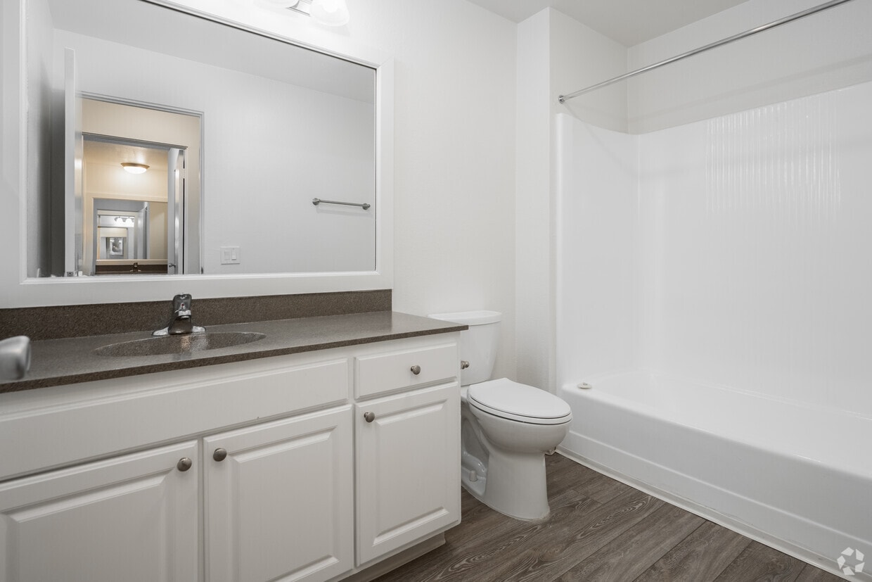 Floor Plan - 2BR/2BA