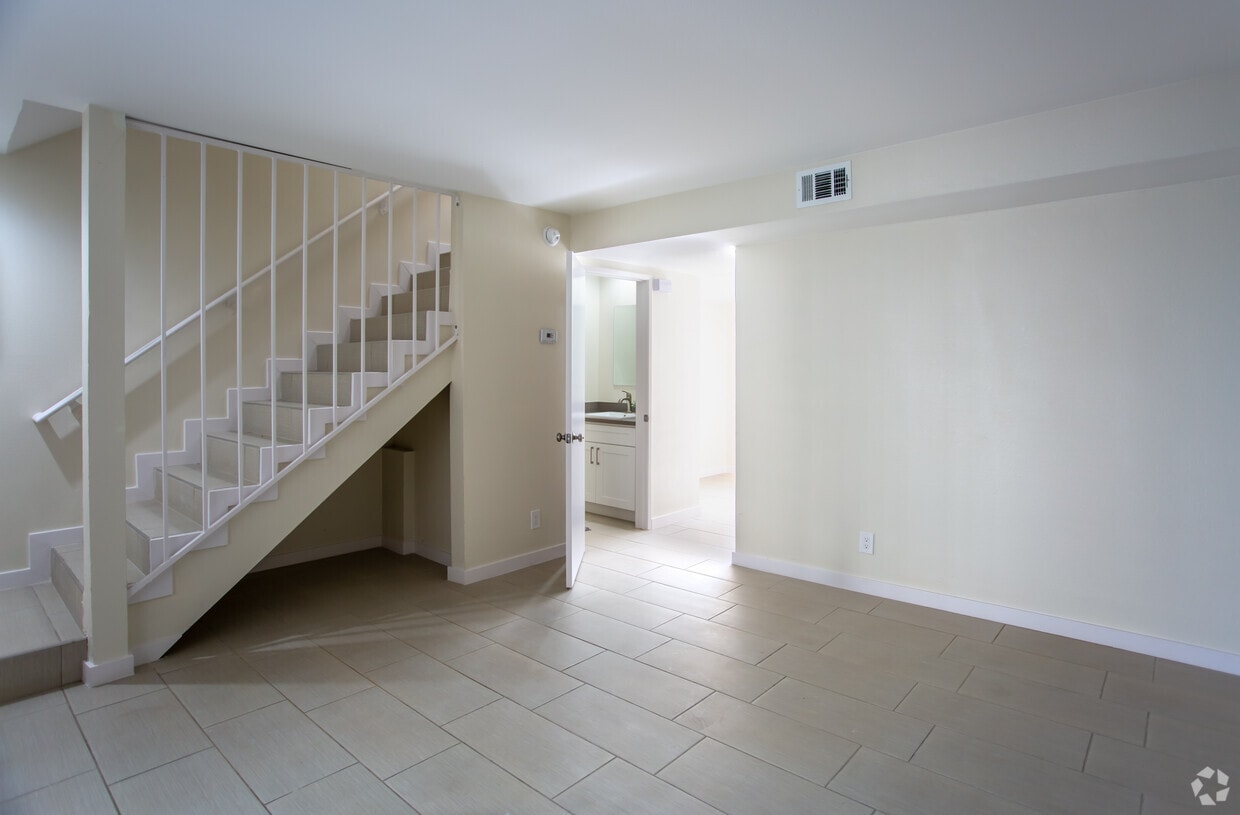 Floor Plan - Townhouse