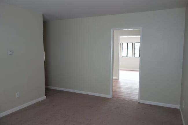 Living room - 3112 Idlewild Way