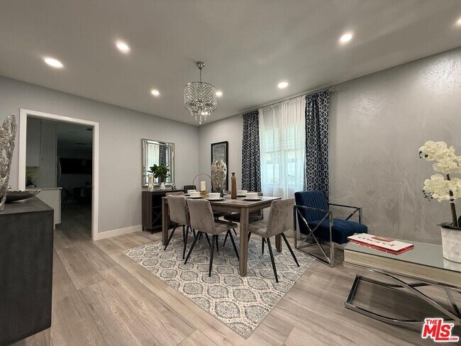 Photo - 515 Myrtle St