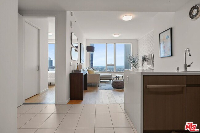 Photo - 889 Francisco St Unit 2602