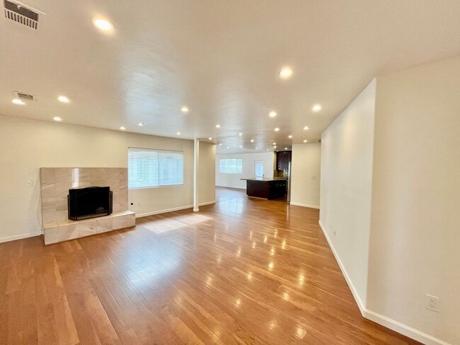 Photo - 4BR/3BA Large House - Single Story, No Carpet, AC, Washer/Dryer in Unit, Small Yard, 2 Car Garage...