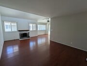Photo - 22133 Burbank Blvd