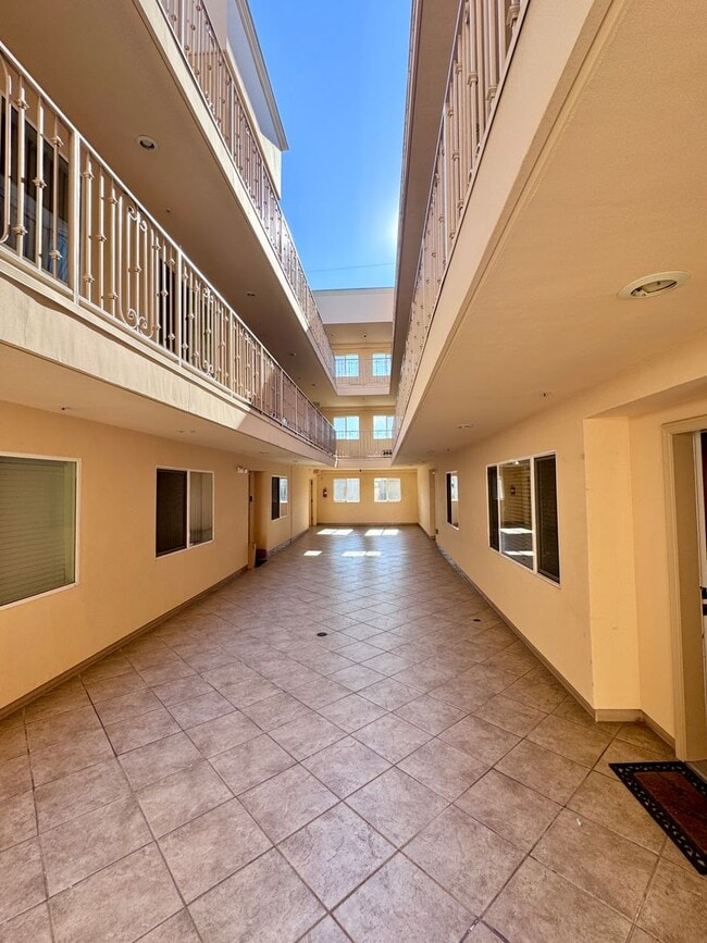 Photo - 3 bedroom 2 bath condo on Vanowen Unit 103