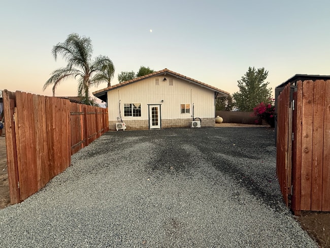 Photo - 29950 Woodbine Ln