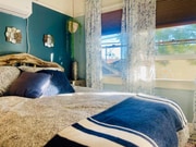 Photo - 2910 Grape Street