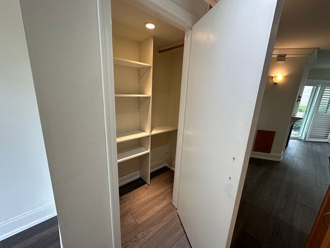 Photo - Morningside on the Lake Downstairs 1 Bedroom 1 Bath