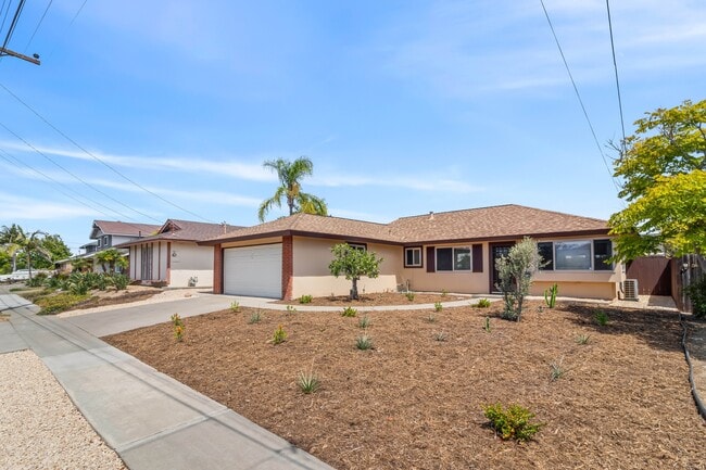 Photo - 4820 Cobb Dr