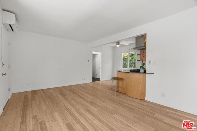 Photo - 631 Pier Ave Unit 3