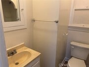 Photo - 529 W 22nd St