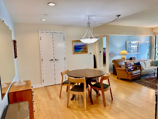 Photo - 654 Front St Unit 1114