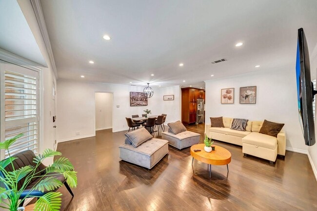 Photo - 17946 Valley Vista Blvd