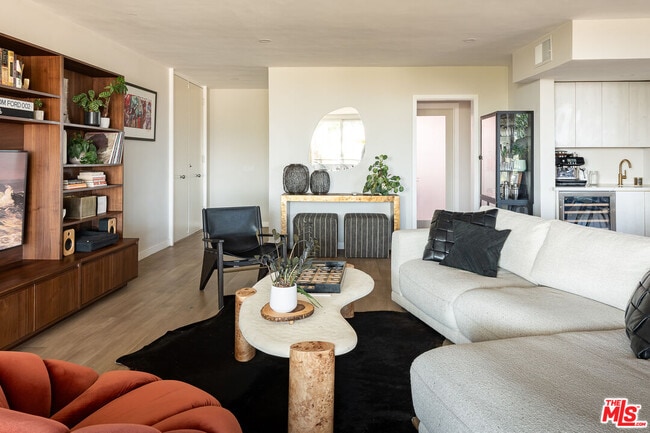 Photo - 8401 Fountain Ave Unit 12