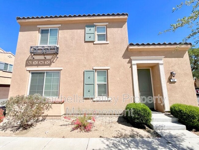 Building Photo - 532 Calle Vibrante