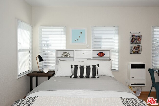 Photo - 26 Breeze Ave Unit 17