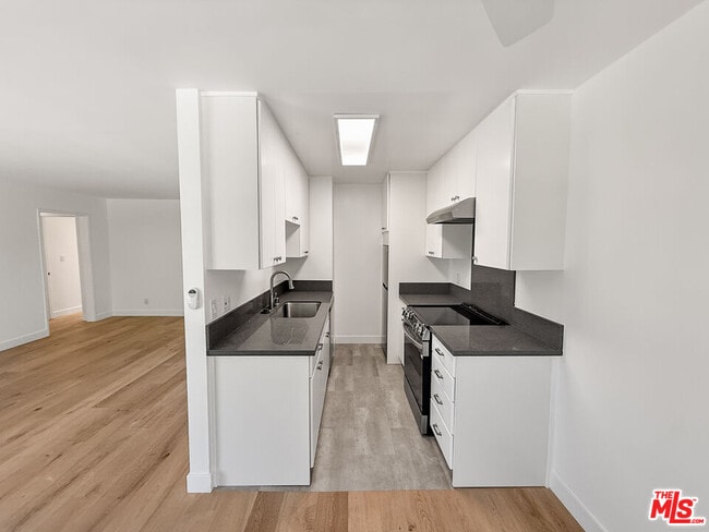 Photo - 6615 Pacific Ave Unit 202