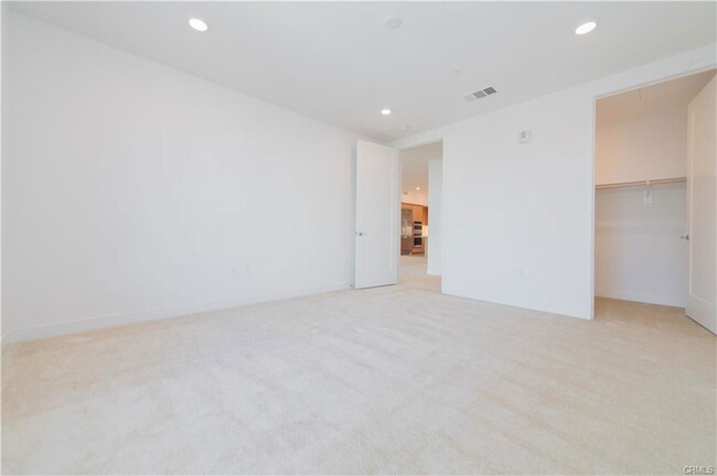 Photo - 1406 Rivington Condo