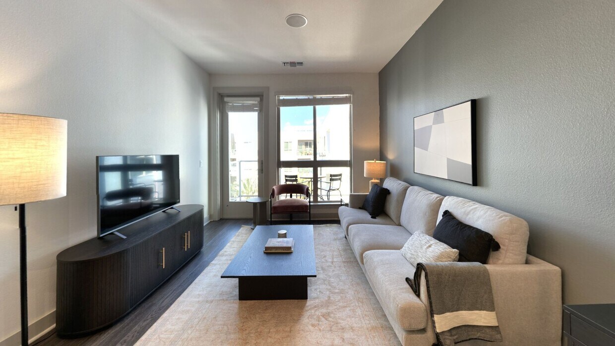 3D Tour - 6161 Fairmount Ave Apartment Unit FL5-ID19