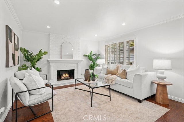 Building Photo - 1845 Anaheim Ave