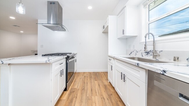 Photo - Fully Renovated 2 Bed • 1.5 Bath Duplex