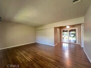 Photo - 470 Walnut Ave