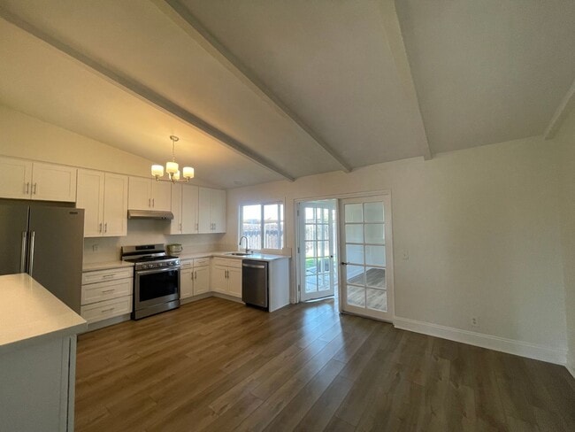 Photo - Upgraded 3 Bed, 2 Bath with large family room!