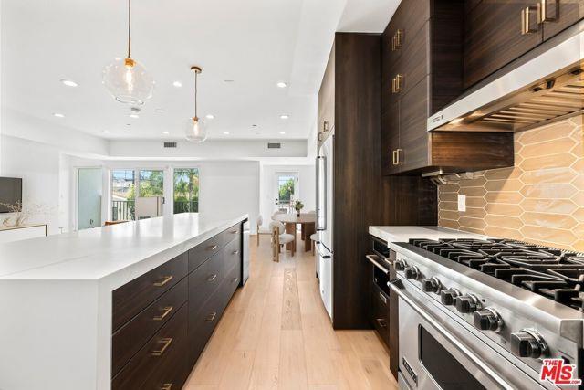 Photo - 7365 Waring Ave