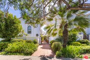 Photo - 869 S Bundy Dr Townhome