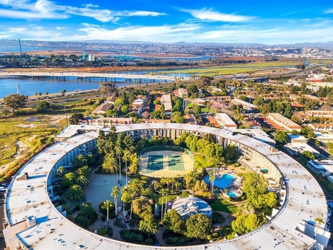 Photo - 3050 Rue D’Orleans