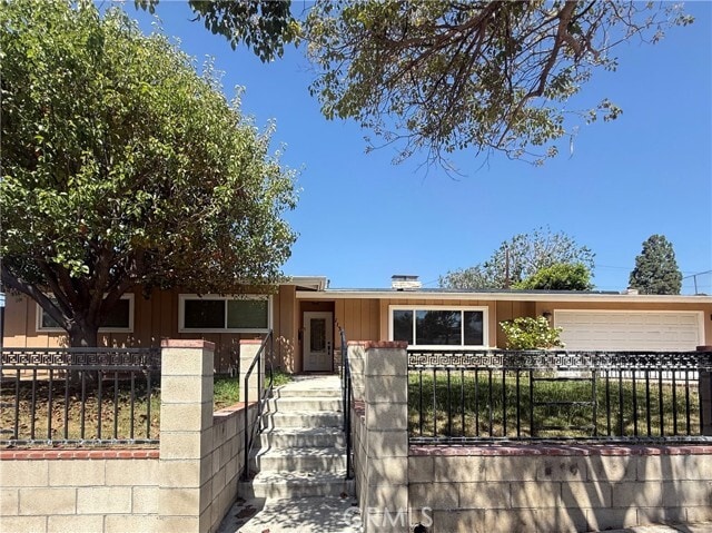 Building Photo - 1131 Urell Dr