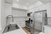 Photo - 5142 Zelzah Ave
