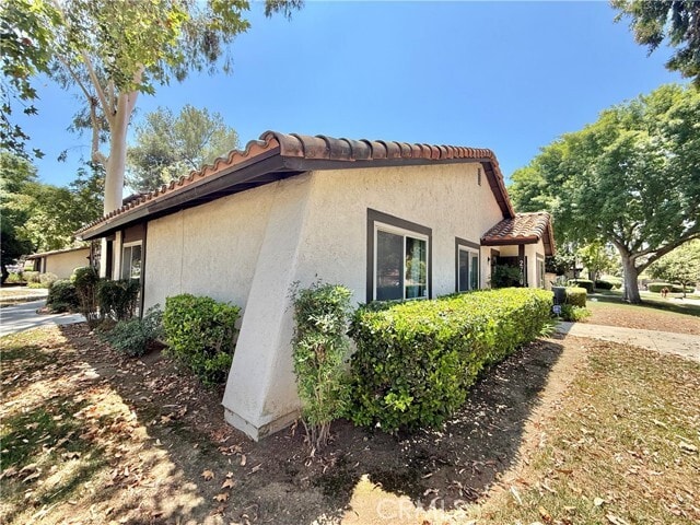 Photo - 2760 Monroe St