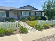 Photo - 626 Malat Dr House