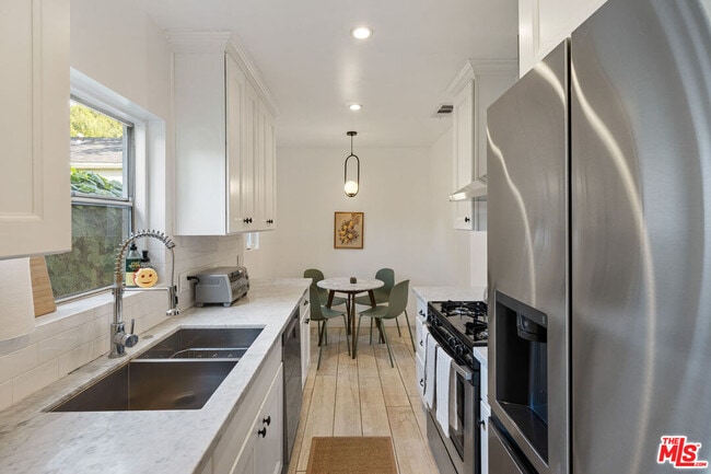 Photo - 741 N Dillon St