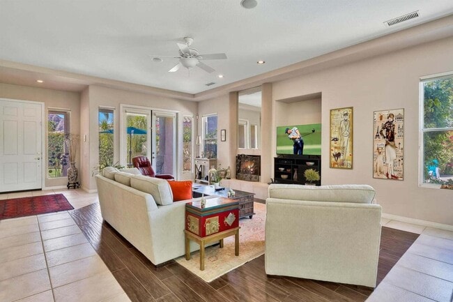 Photo - 47005 Vía Antibes