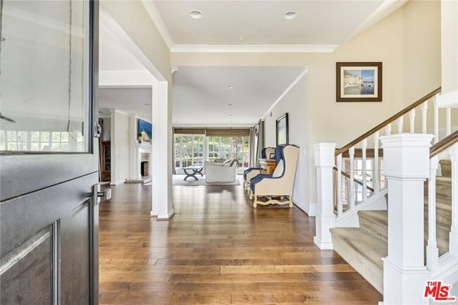 Photo - 815 Camphor St