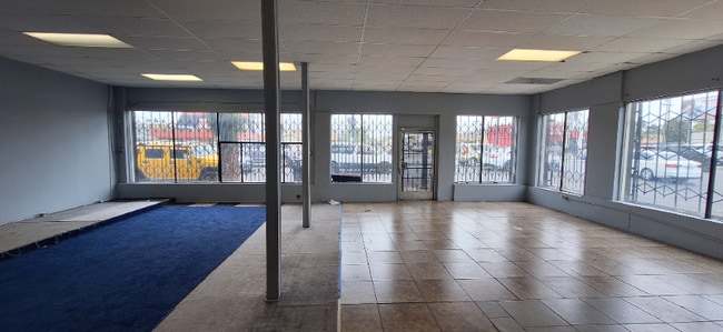 Photo - 1430 W Martin Luther King Jr Blvd