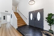 Photo - 25381 MacKenzie St