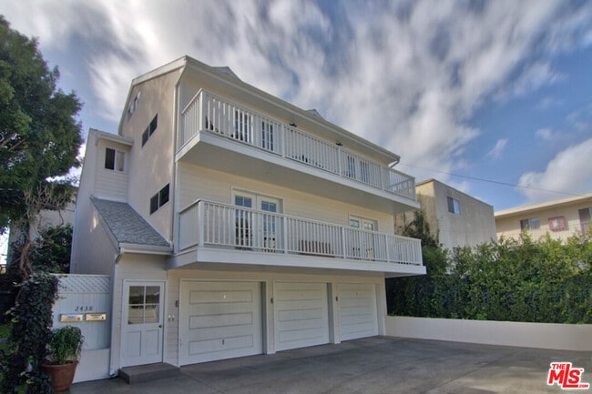 Photo - 2438 5th St Condo Unit B