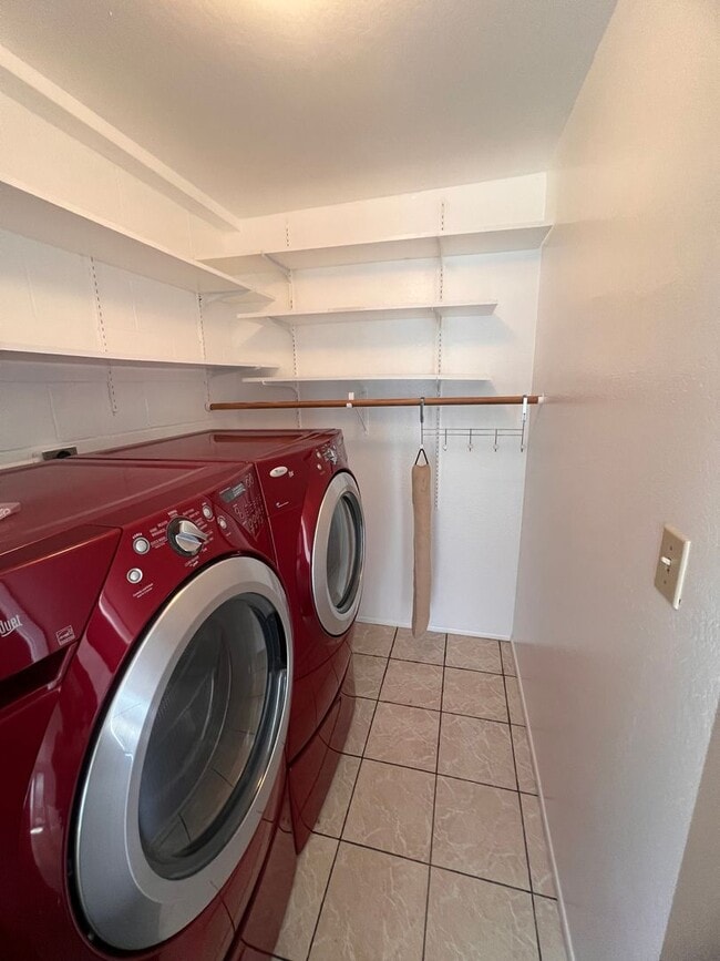 Photo - Hilltop Unit 3271 Hilltop Drive