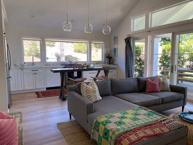 Photo - 727 Sonrisa St Unit ID1255605P