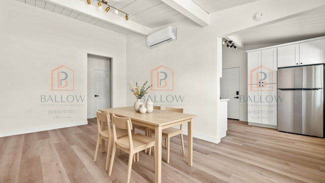 Photo - 4880-82 Cole St Unit 4882