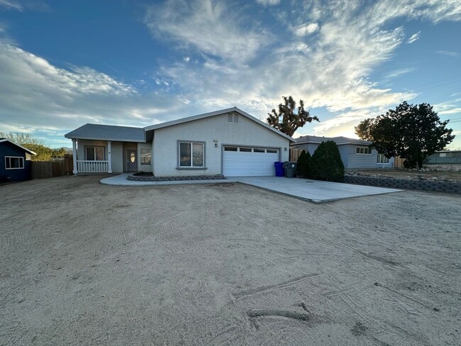 Photo - Welcome Home to this beautiful 3 Bed 2 Bath Home