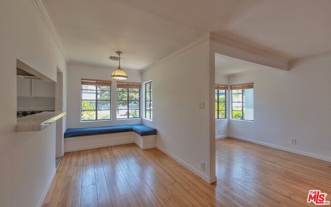 Photo - 543 28th Ave