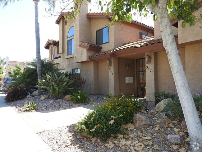Building Photo - This is it! Rental