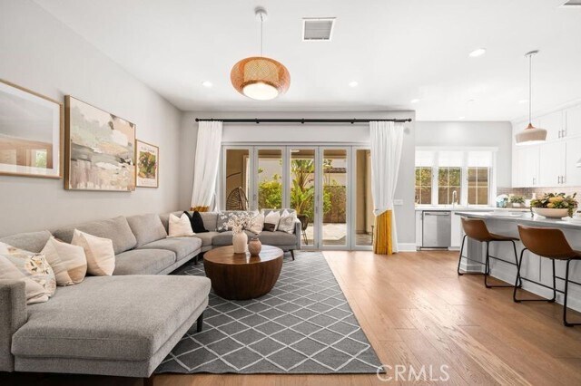 Photo - 90 Rockinghorse