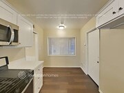 Photo - 10943 Kittridge St