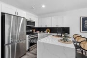 Photo - 5106-5116 69th St Condo Unit 5116
