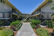 Photo - 1001-1005 W Huntington Dr Apartments